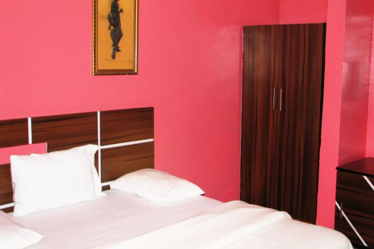 Room In Lodge - Londa Hotel And Suites Port Harcourt Zewnętrze zdjęcie