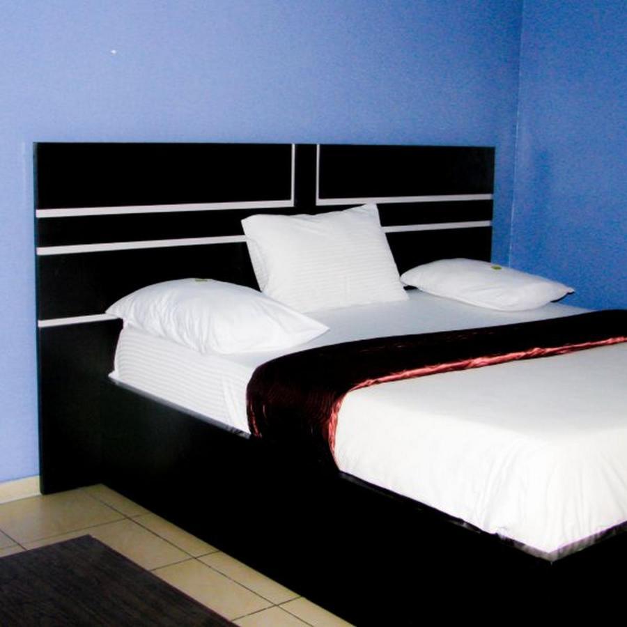 Room In Lodge - Londa Hotel And Suites Port Harcourt Zewnętrze zdjęcie