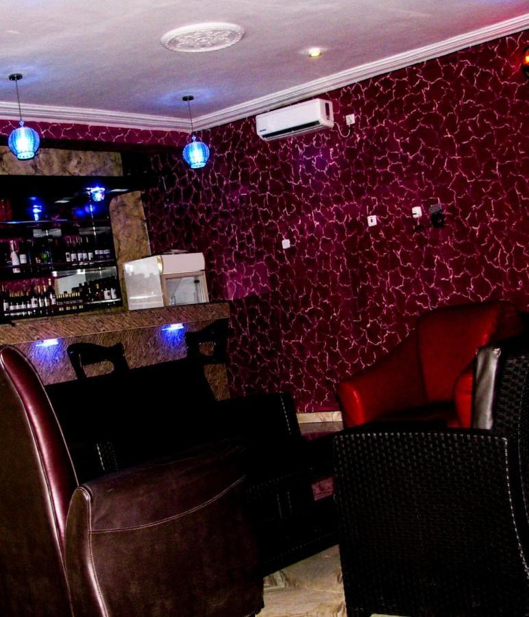 Room In Lodge - Londa Hotel And Suites Port Harcourt Zewnętrze zdjęcie